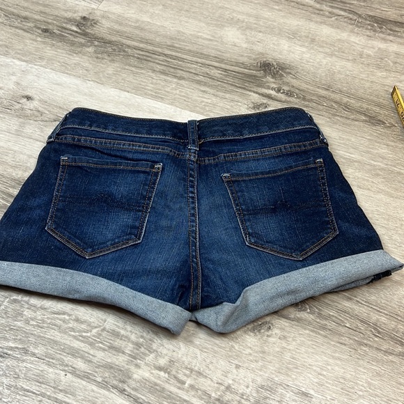 Arizona Womens Mid Rise Denim Shorty Cuffed Shorts Sz.3 - Picture 2 of 6